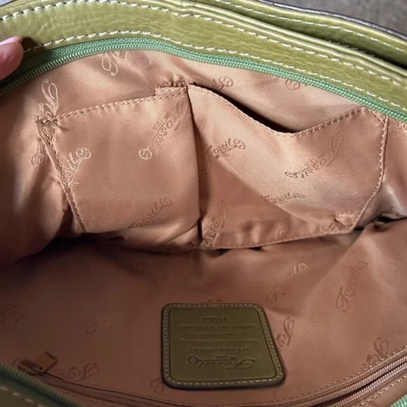 Fossil Vintage Olive Green Leather Shoulder Bag - Picture 6 of 14